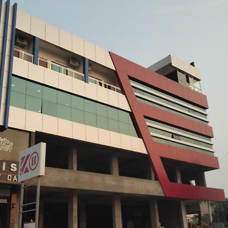 Haldwāni Hotel K11 المظهر الخارجي الصورة