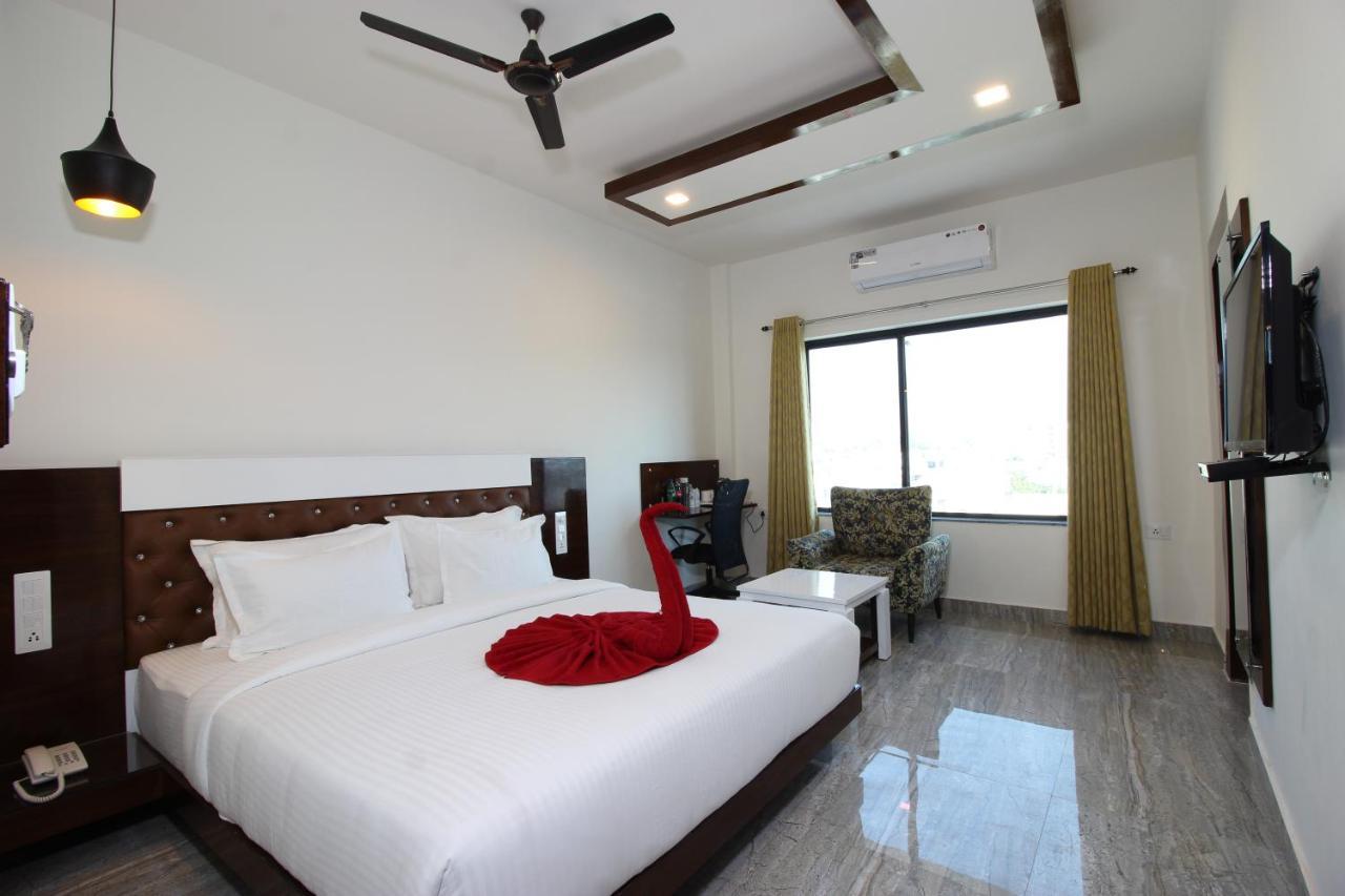 Haldwāni Hotel K11 المظهر الخارجي الصورة