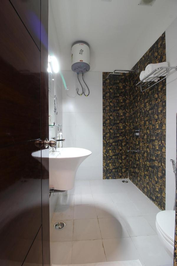 Haldwāni Hotel K11 المظهر الخارجي الصورة