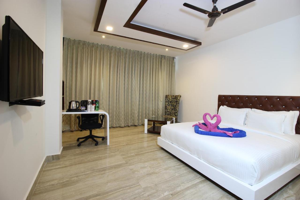 Haldwāni Hotel K11 المظهر الخارجي الصورة